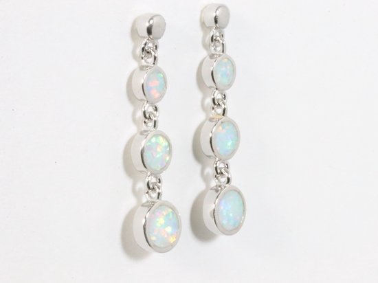 Hoogglans zilveren oorstekers met welo opaal afbeelding 2