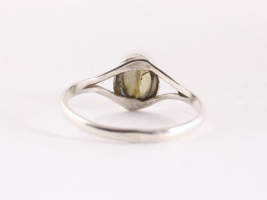 Fijne zilveren ring met labradoriet afbeelding 3