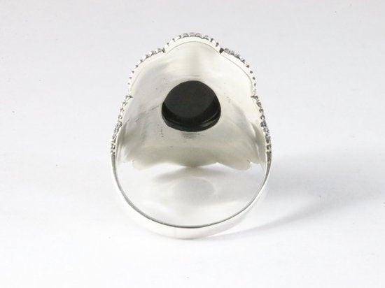Bewerkte zilveren ring met onyx afbeelding 3
