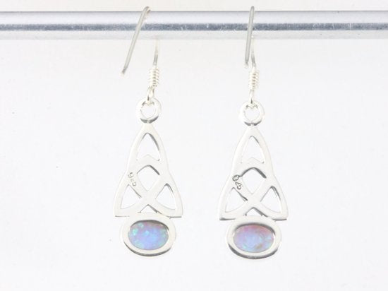 Fijne opengewerkte zilveren oorbellen met Australische opaal afbeelding 2