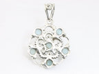 Opengewerkte zilveren hanger met blauwe chalcedoon afbeelding 3