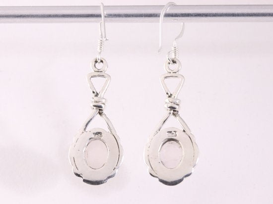 Geknoopte zilveren oorbellen met rozenkwarts afbeelding 3