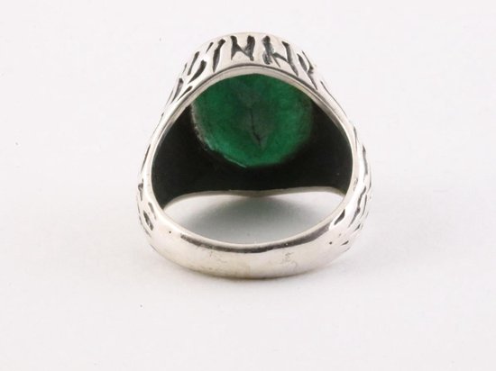 Bewerkte zilveren herenring met smaragd afbeelding 3