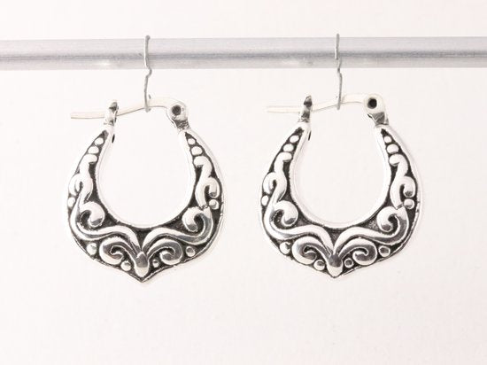 Fijne bewerkte zilveren oorringen afbeelding 4