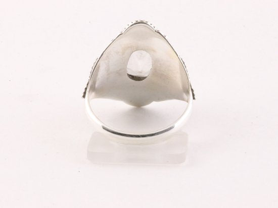 Bewerkte zilveren ring met bergkristal afbeelding 3