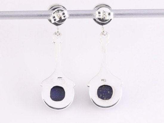 Bewerkte zilveren oorstekers met lapis lazuli afbeelding 3