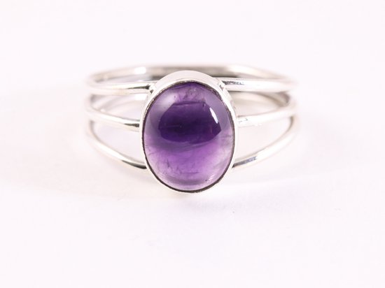 Opengewerkte zilveren ring met amethist afbeelding 4