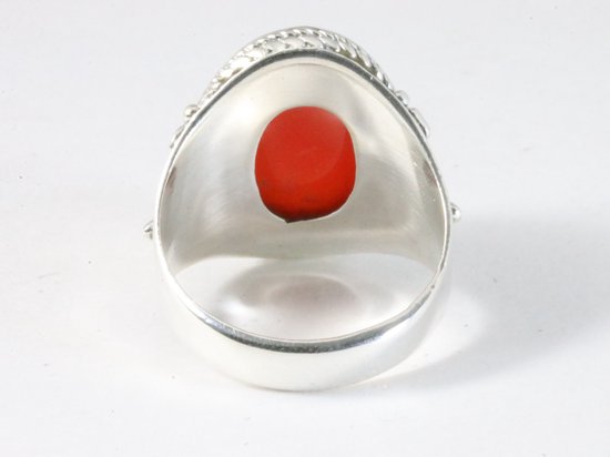 Bewerkte zilveren ring met carneool afbeelding 3