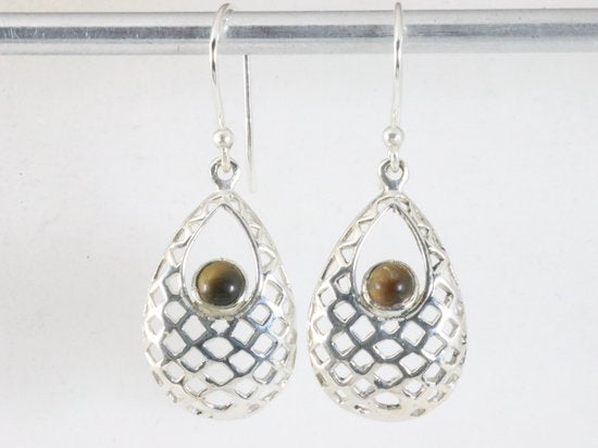 Opengewerkte zilveren oorbellen met tijgeroog afbeelding 3