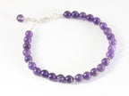 Armband van amethist en zilveren kralen afbeelding 1