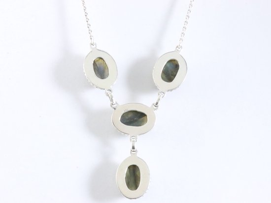 Bewerkte zilveren ketting met labradoriet afbeelding 2