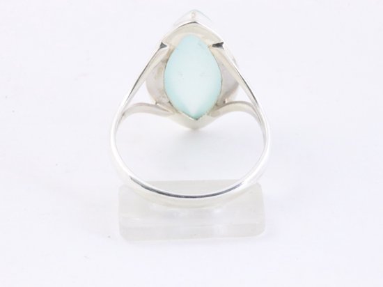 Hoogglans zilveren ring met aqua chalcedoon afbeelding 3