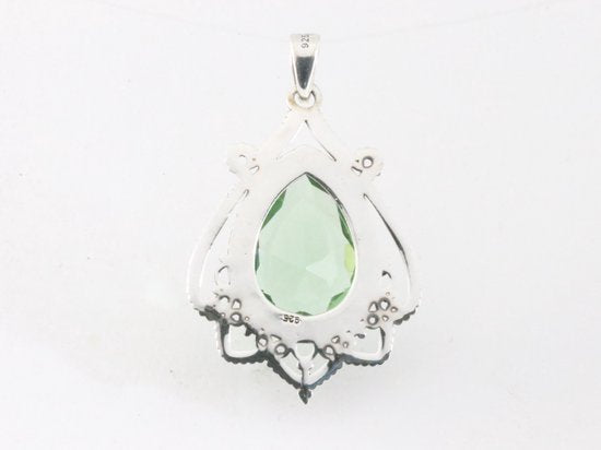 Bewerkte zilveren hanger met groene amethist afbeelding 3