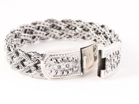 Zware gevlochten zilveren armband met gegraveerde kliksluiting afbeelding 4