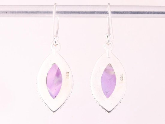 Bewerkte zilveren oorbellen met amethist afbeelding 3