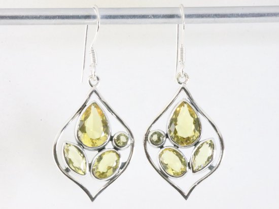 Opengewerkte zilveren oorbellen met citrien afbeelding 3