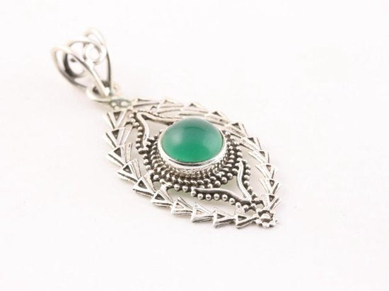 Opengewerkte zilveren hanger met groene onyx afbeelding 2