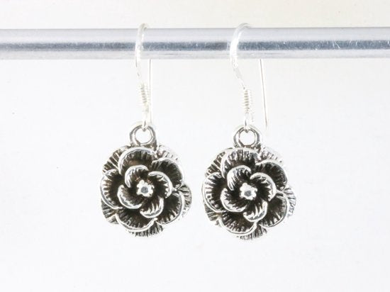 Zilveren roosjes oorbellen afbeelding 3
