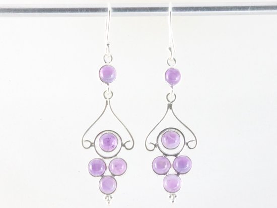 Lange opengewerkte zilveren oorbellen met amethist afbeelding 3