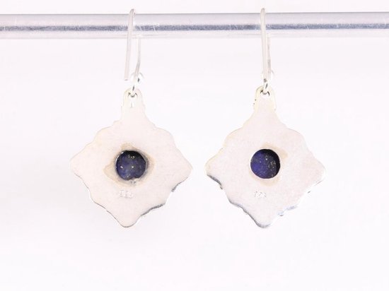 Bewerkte zilveren oorbellen met lapis lazuli afbeelding 3