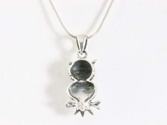 Zilveren uil hanger aan ketting afbeelding 3