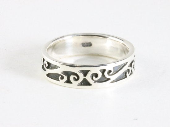 Zilveren ring met fantasie gravering afbeelding 1