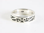 Zilveren ring met fantasie gravering afbeelding 1