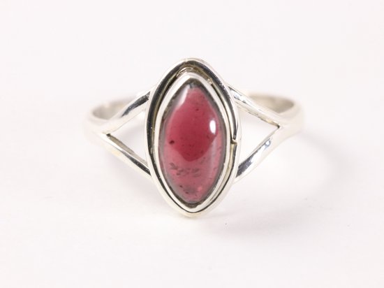 Fijne zilveren ring met granaat afbeelding 4