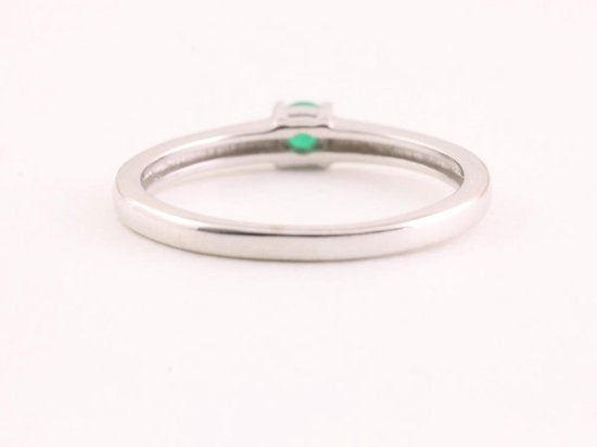 Fijne hoogglans zilveren ring met smaragd afbeelding 3