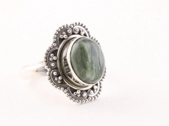 Bewerkte zilveren ring met serafiniet afbeelding 1