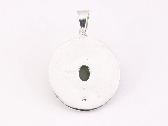 Bewerkte zilveren hanger met granaat afbeelding 3