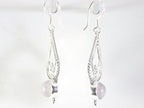 Lange opengewerkte zilveren oorbellen met rozenkwarts afbeelding 2