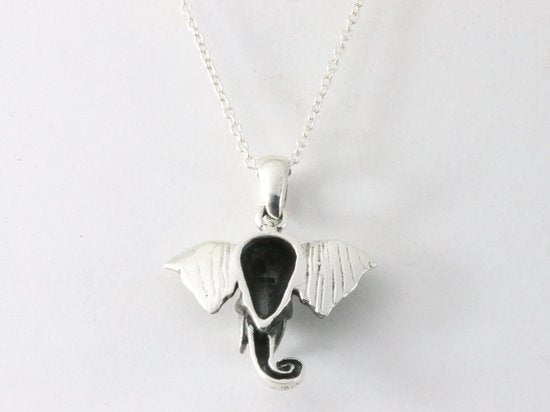 Zilveren olifant hanger aan ketting afbeelding 3