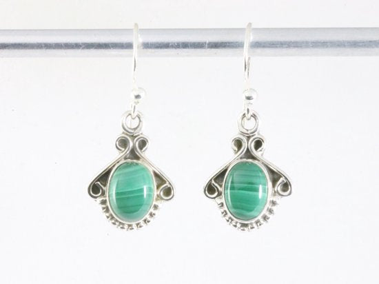 Fijne bewerkte zilveren oorbellen met malachiet afbeelding 3