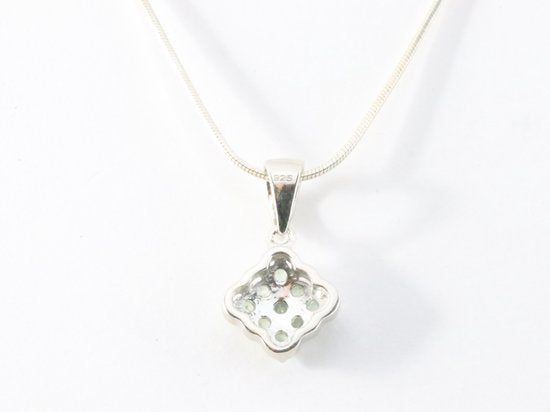 Fijne hoogglans zilveren hanger met groene Ceylon saffier aan ketting afbeelding 3