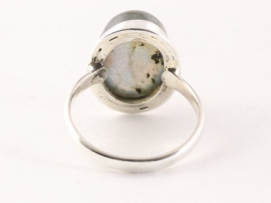 Ovale zilveren ring met labradoriet afbeelding 3