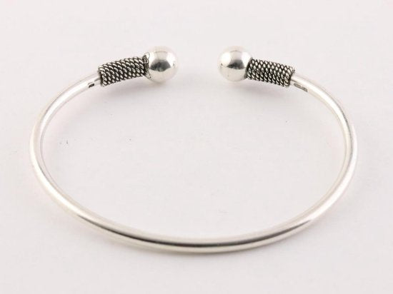 Zilveren klemarmband met bewerkte Balinese uiteinden afbeelding 1