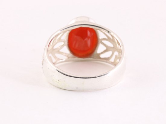 Opengewerkte zilveren ring met carneool afbeelding 3