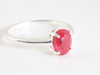 Fijne hoogglans zilveren ring met robijn afbeelding 1