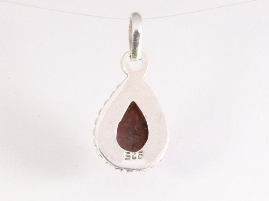 Fijne bewerkte druppelvormige zilveren hanger met granaat afbeelding 3
