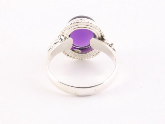 Bewerkte zilveren ring met amethist afbeelding 2
