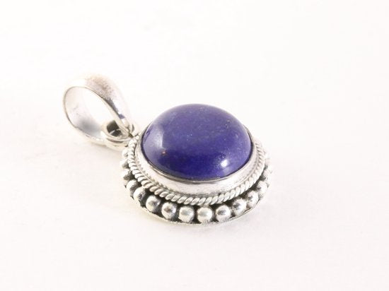 Fijne bewerkte ronde zilveren hanger met lapis lazuli afbeelding 2