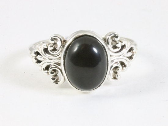 Fijne bewerkte zilveren ring met onyx afbeelding 4