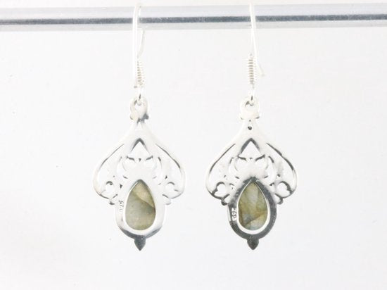 Opengewerkte zilveren oorbellen met labradoriet afbeelding 3
