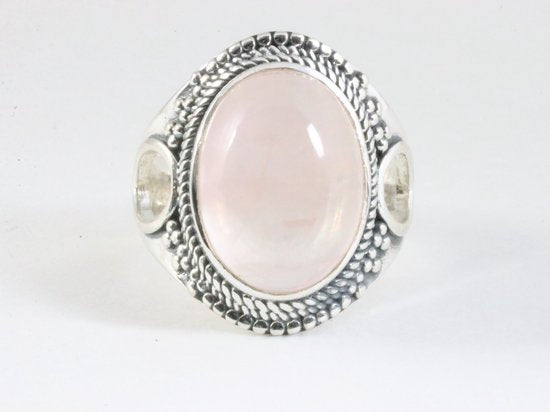 Bewerkte zilveren ring met rozenkwarts afbeelding 4