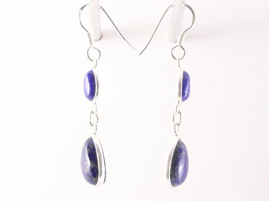 Fijne lange zilveren oorbellen met lapis lazuli afbeelding 2