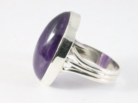 Grote ovale zilveren ring met amethist afbeelding 2