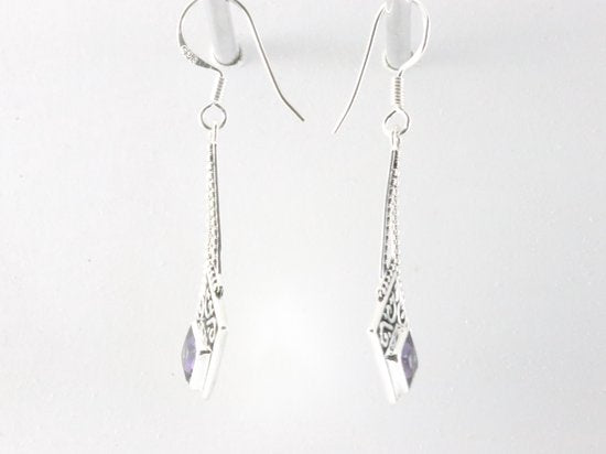 Bewerkte zilveren oorbellen met amethist afbeelding 2