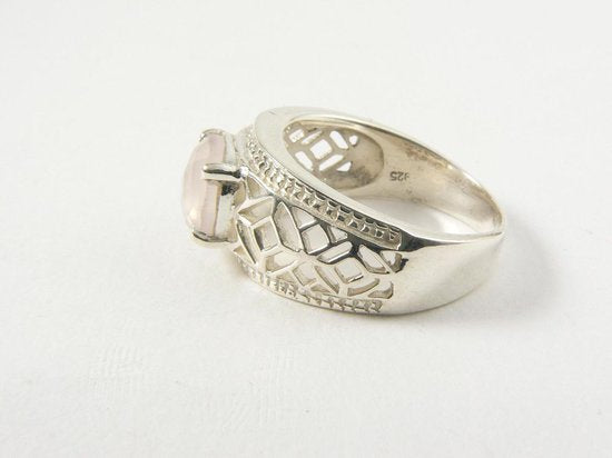 Opengewerkte zilveren ring met rozenkwarts afbeelding 3