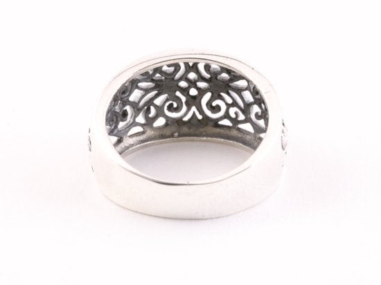 Opengewerkte zilveren ring afbeelding 3